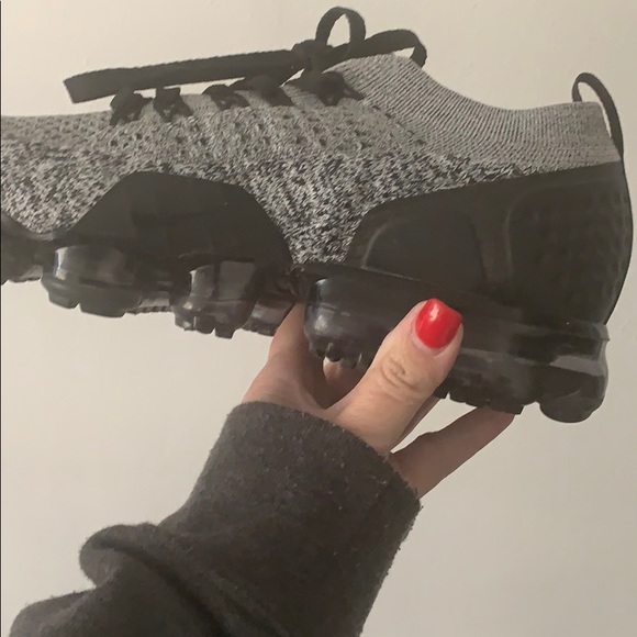 Nike Vapomax - Picture 5 of 9